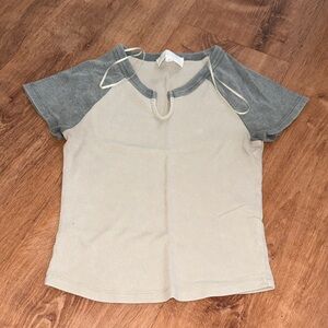 Cream & Gray Short Sleeve Raglan Tee - Casual Everyday Top